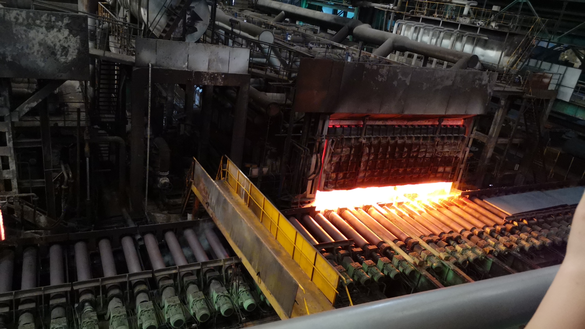 舞鋼超低溫球罐用鋼板實(shí)現(xiàn)技術(shù)性精湛突破